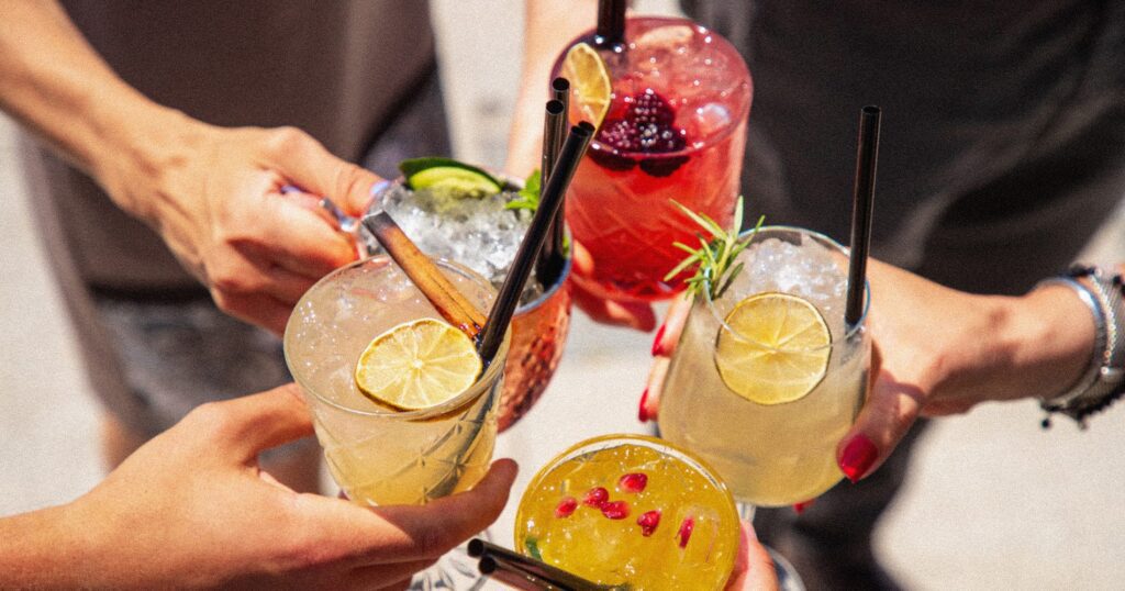 Seasonal cocktails at bars and restaurants